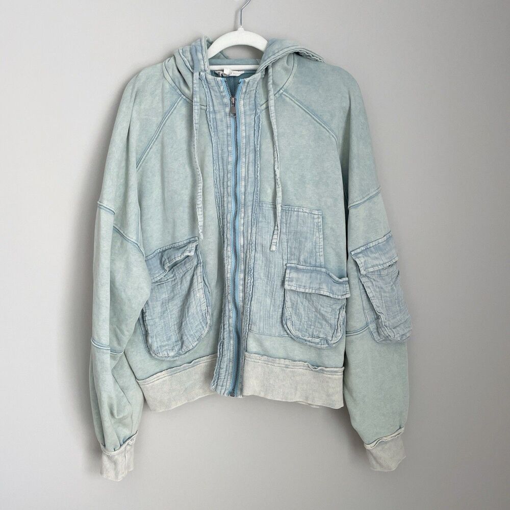 Oli & Hali Size L Acid Wash Light Cargo Patch Hoodie Jacket Boho